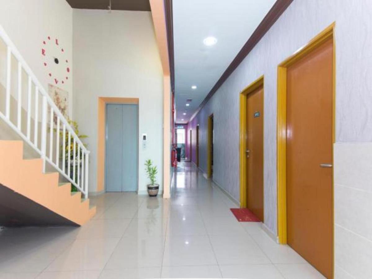 Saujana City Hotel Bandar Saujana Putra Exterior photo